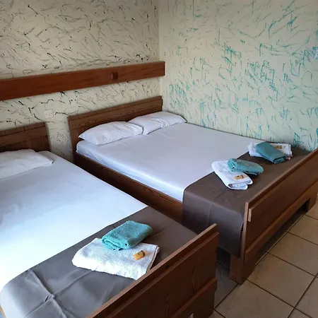 Amelies Aparthotel *